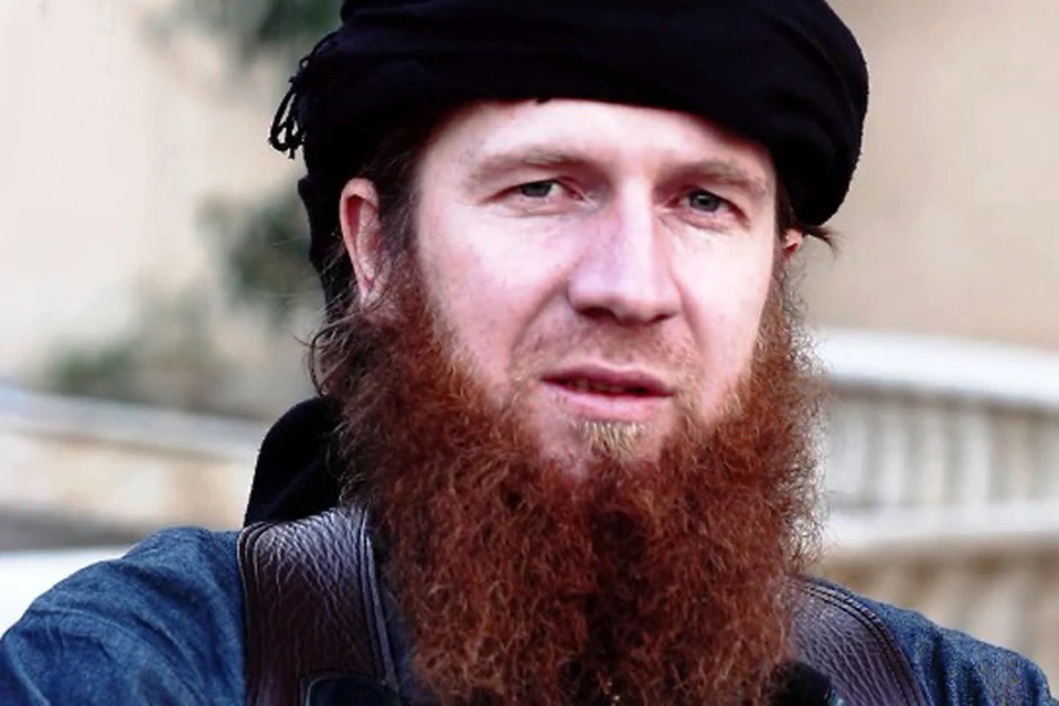 В Сирии Чеченец стал предводителем собственной, созданной под влиянием «Аль-Каиды», джихадистской ячейки