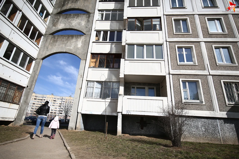 Но только экспертиза точно сможет дать ответ: так от чего же погибла девочка и причастна ли к ее смерти собака?