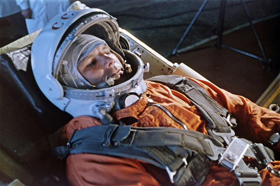 В 9 часов 7 минут 12 апреля 1961 года Гагарин крикнул: «Поехали!» Так начался период орбитальных полетов человека на космических летательных аппаратах