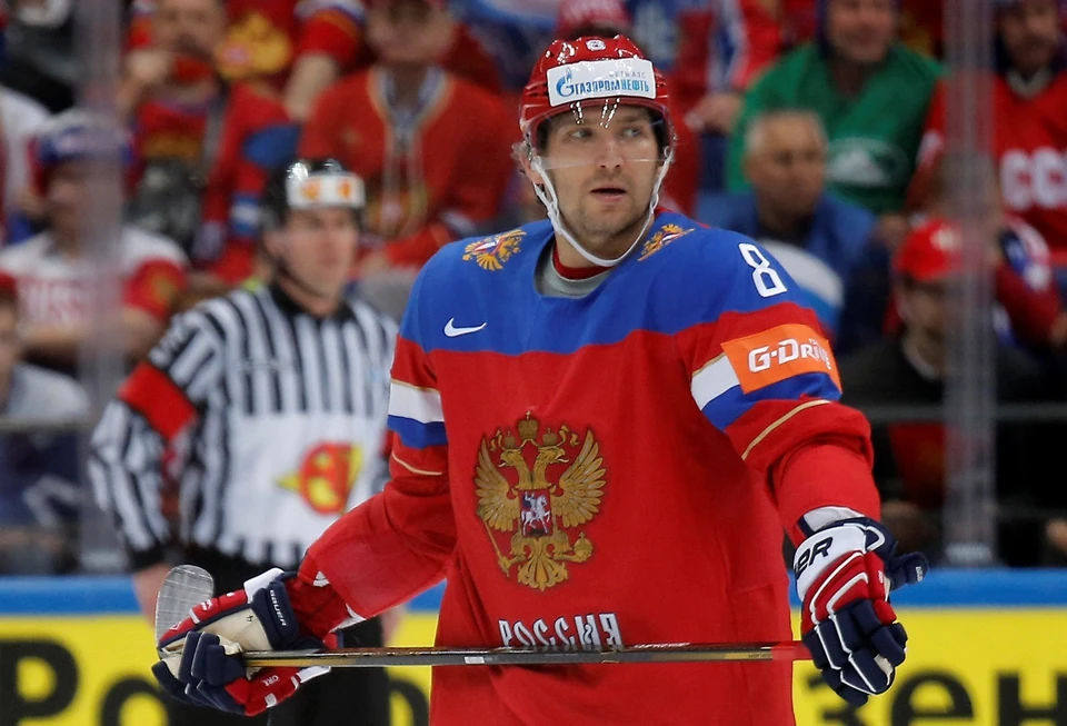 Овечкин пока что не забросил шайбы за сборную России на чемпионате мира, он приберег точные броски на следующие игры.