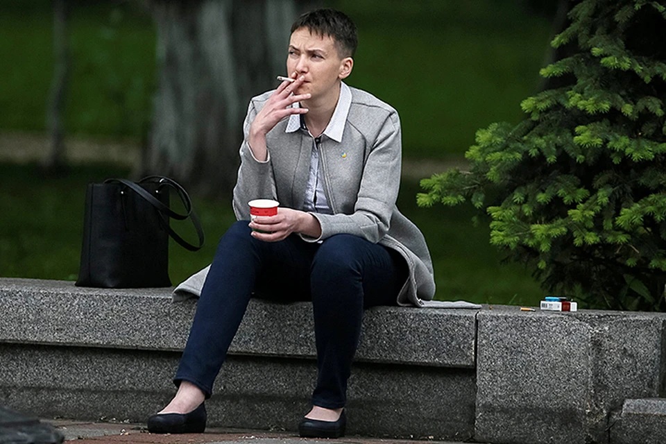 Савченко пришла на заседание в Раду первой