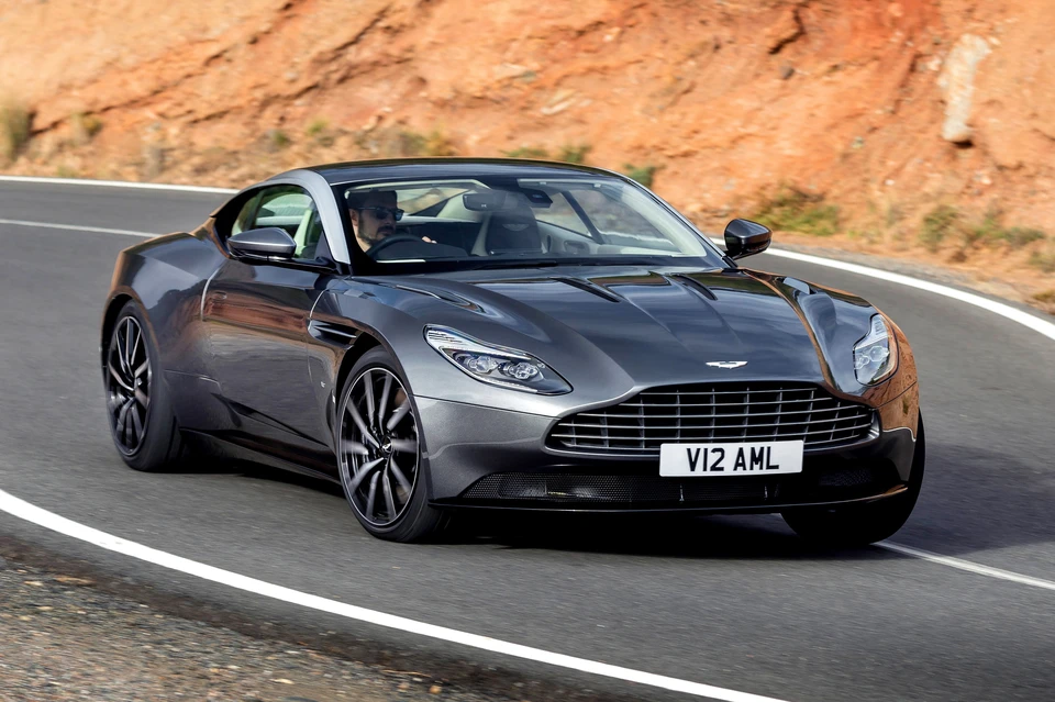 Фото Aston Martin