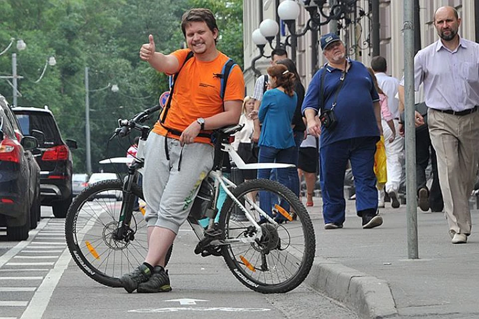 Велосипед стал модным увлечением в столице.