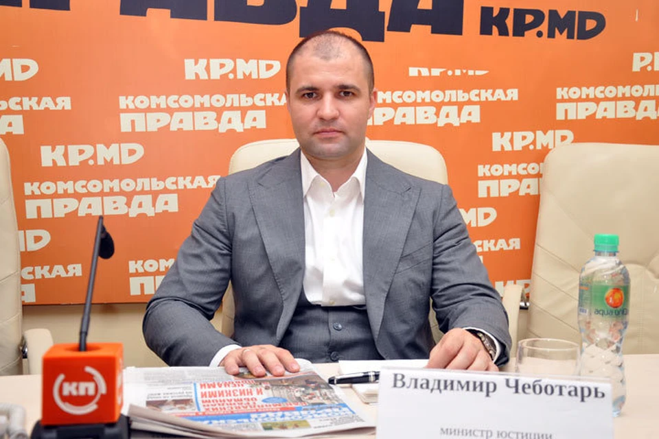 Владимир Чеботарь в течение часа отвечал на вопросы наших читателей.