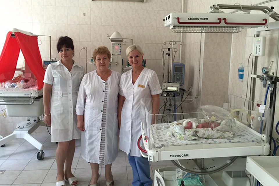Роды у Оксаны принимали восемь врачей и акушерок