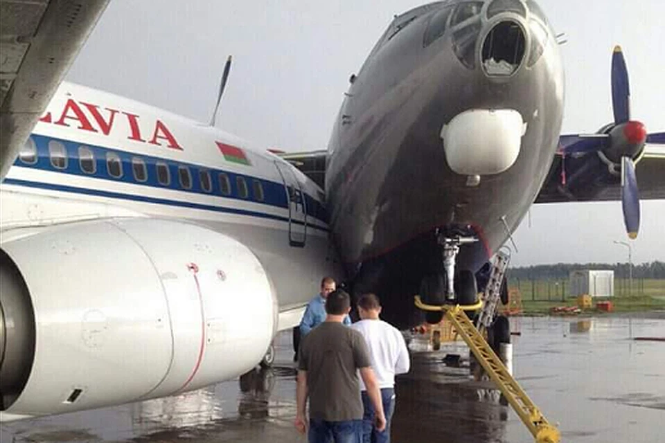 В аэропорту «Минск» из-за урагана столкнулся Boeing «Белавиа» с грузовым самолетом. Фото: twitter.com/l_tolm