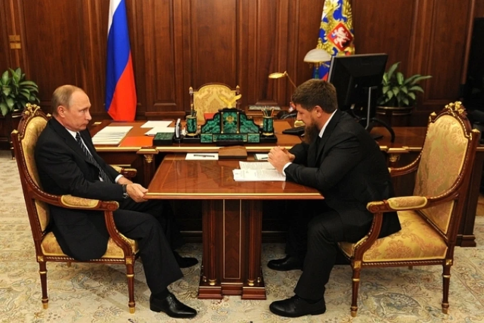 Рабочая встреча Владимира Путина с Рамзаном Кадыровым состоялась поздно вечером в четверг. Фото: пресс-служба Кремля