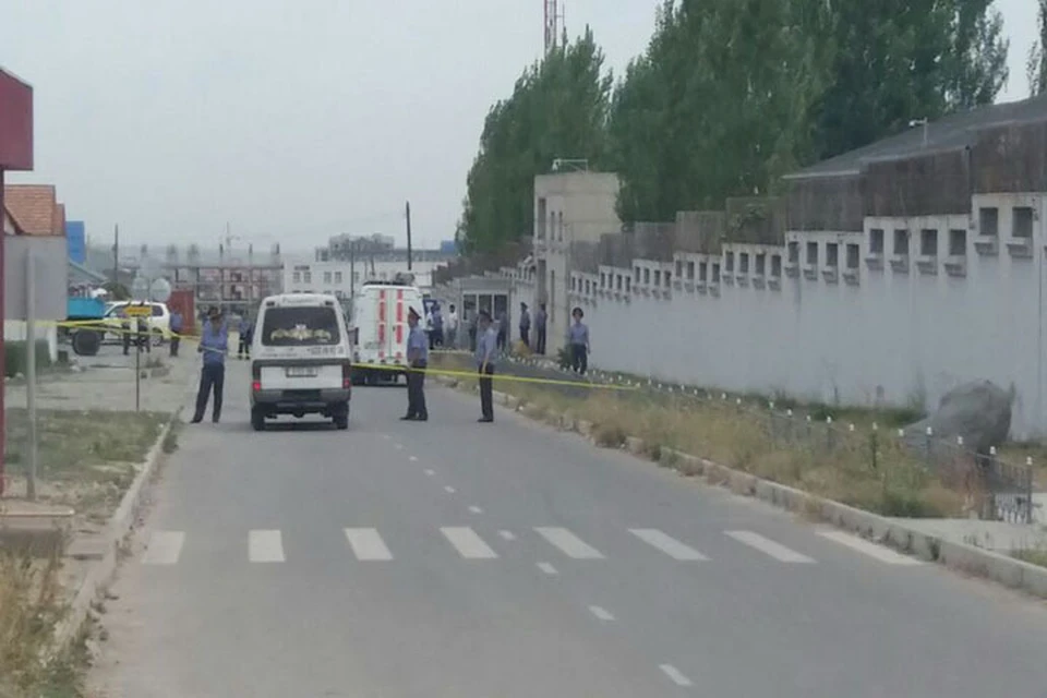 Взрыв прогремел на территории китайского посольства в Бишкеке