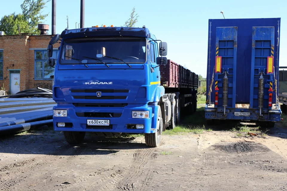 Новая авто- и спецтехника поможет в работе специалистам «Газпром газораспределение Псков».