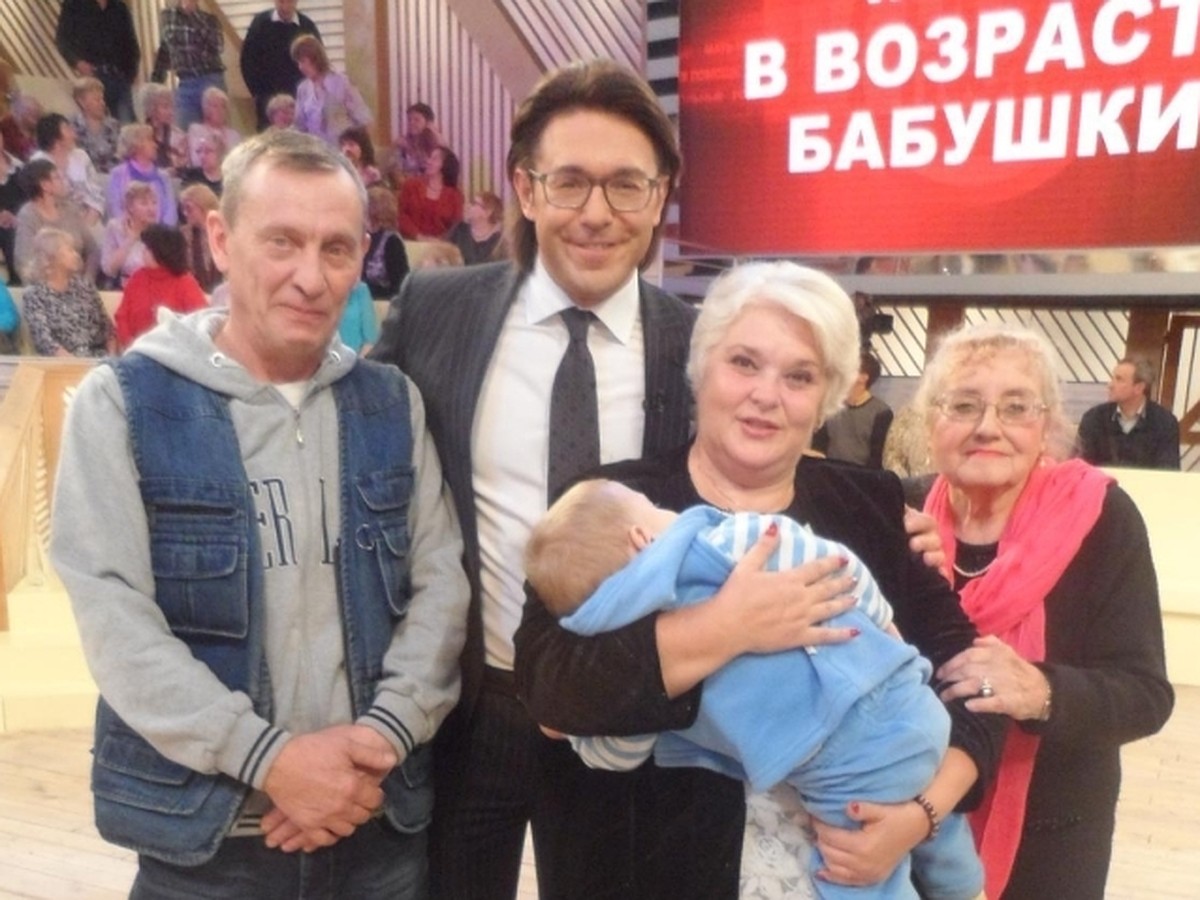 Андрей Малахов пригласил ростовчанку, родившую в 50 лет ребенка, на Первый  канал - KP.RU