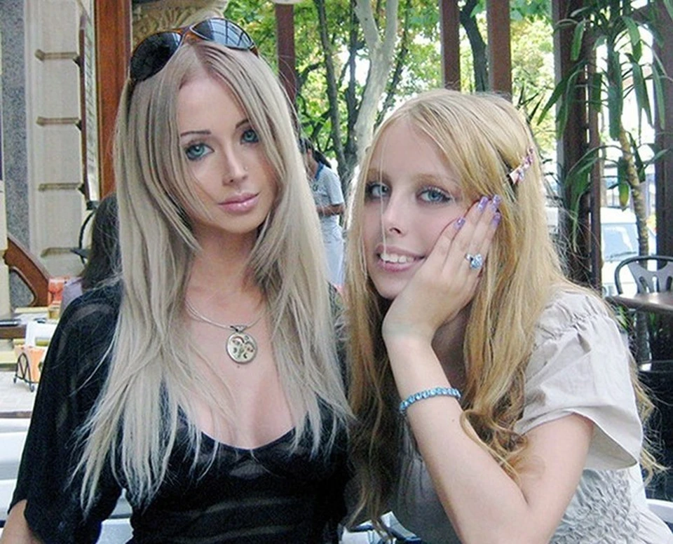 Валерия Лукьянова снова с Юлией. Фото: vk.com/amatue