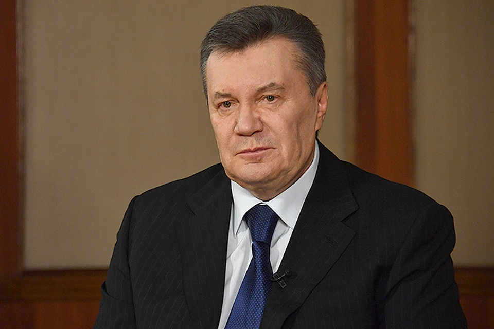 Виктор Янукович во время беседы с журналистами.