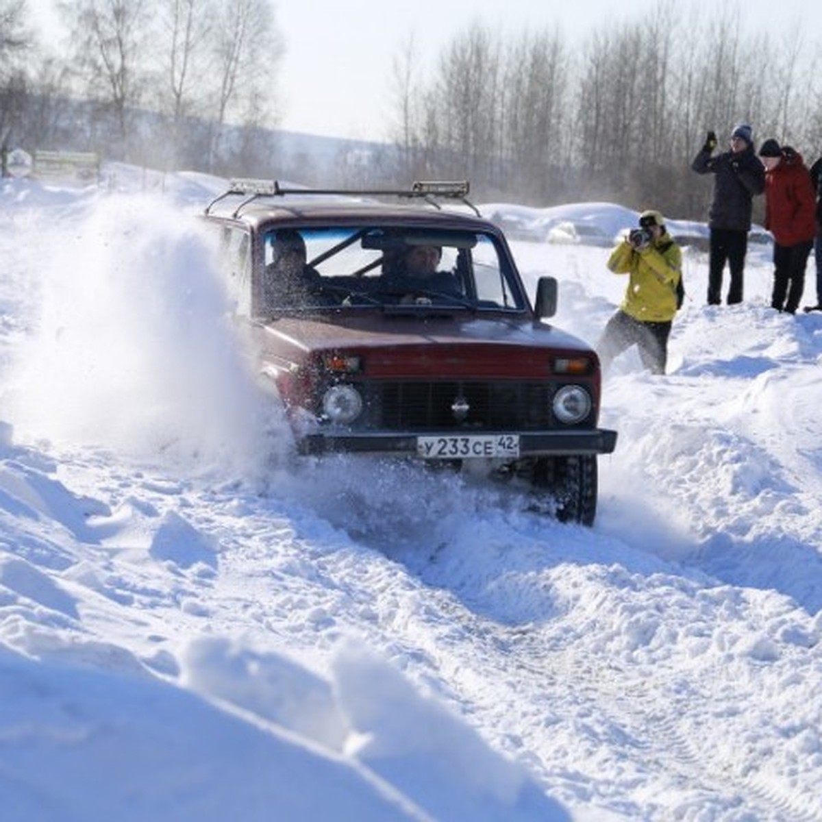 Новокузнецкие автолюбители посоревновались в езде по снегу - KP.RU