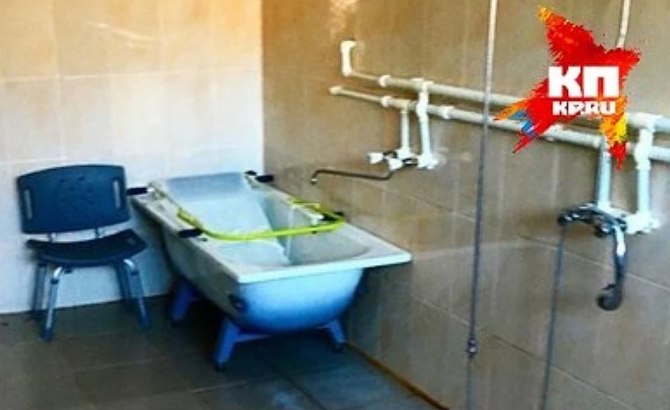 Только после того, как малышка утонула, в детском доме поставили ванны для безопасного купания Фото: Павел Астахов/Twitter
