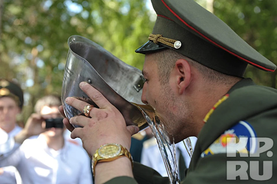 Выпьем стоя за победу картинки