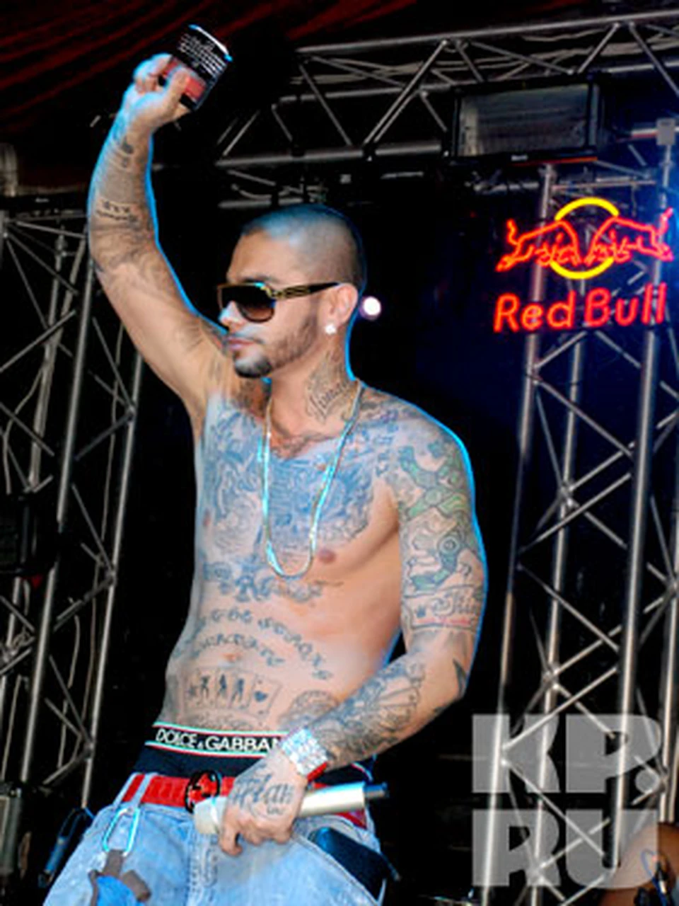 Тимати обложка. Тимати в клубе обложка. Тимати покидает black star. Тимати black star 2006. Тимати сан тропе слушать.