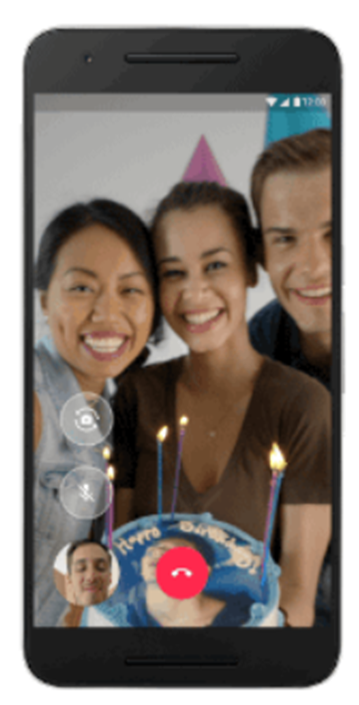 Функция Knock Knock позволяет посмотреть на звонящего до ответа на вызов