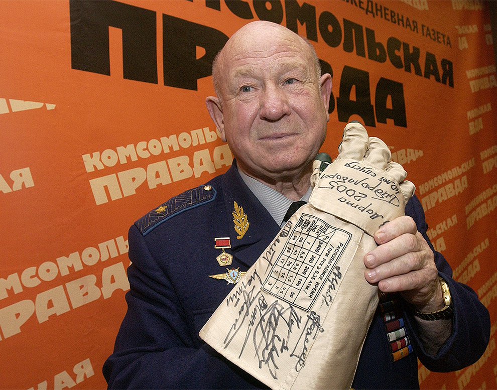 Алексей леонов космонавт биография причина смерти
