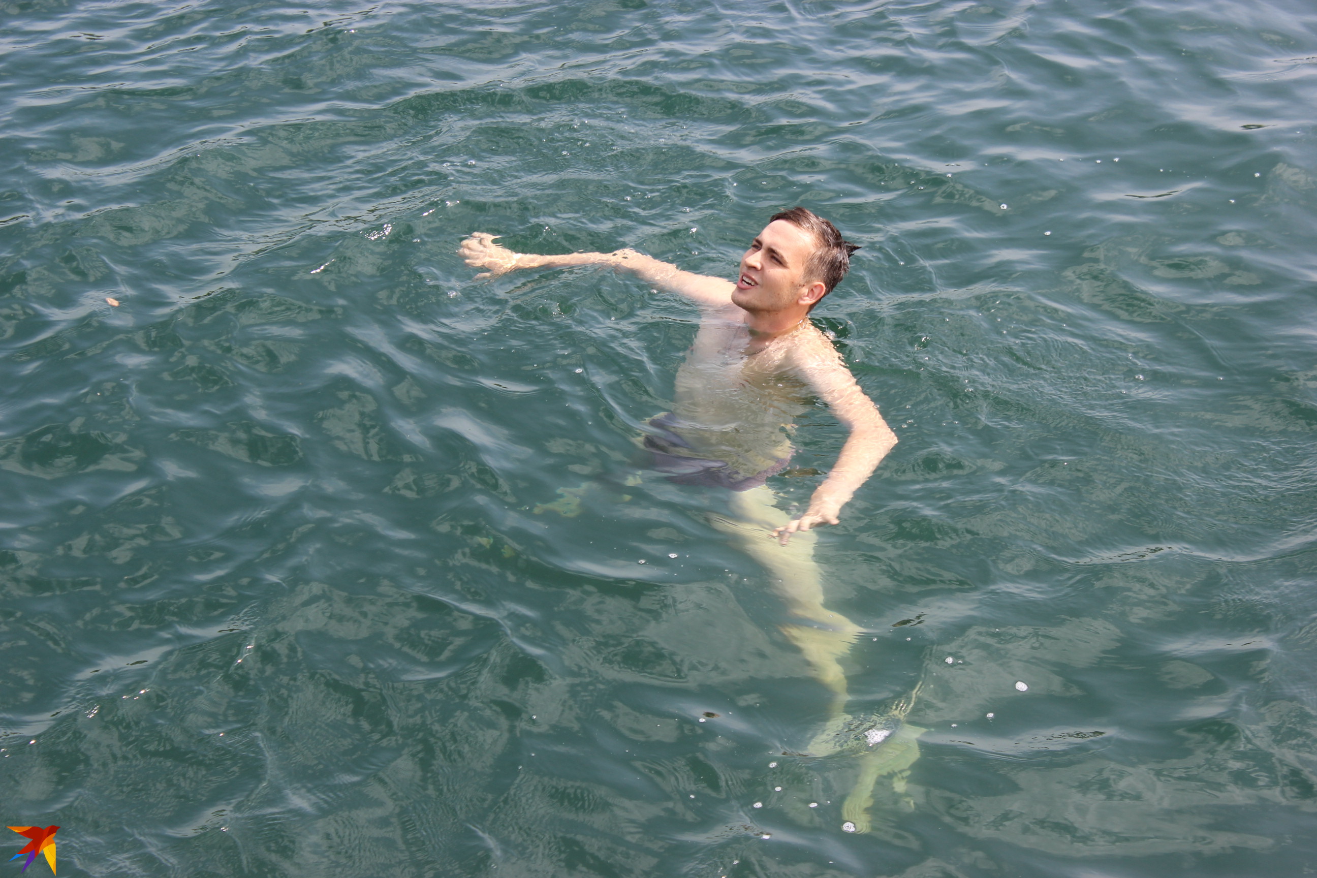 Вода - прозрачная