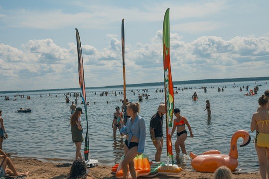 На белорусской Ибице, как и в испанской, царит круглосуточное веселье. Фото: ВКонтакте Viva Braslav Open Air
