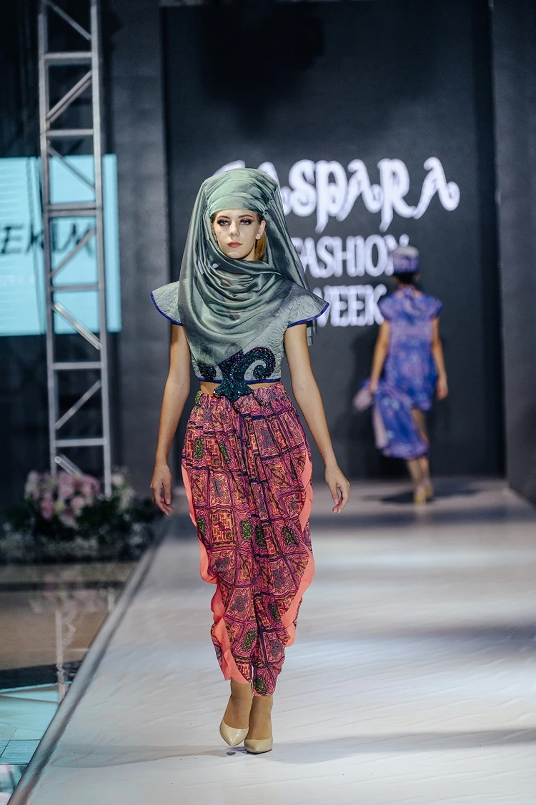 Ресейлік атақты порно клиптер