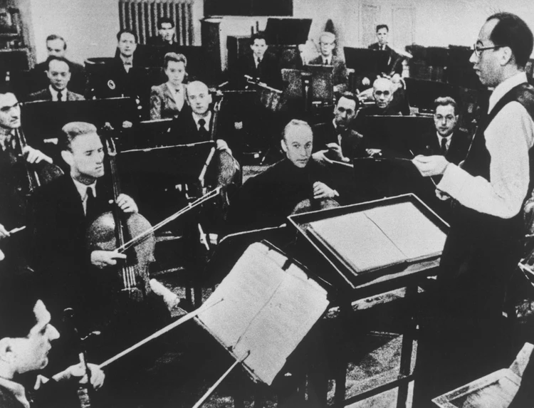 фото оркестра блокадного ленинграда сыгравшего 7 симфонию