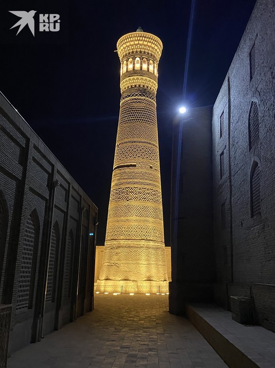 Минарет Калян в Бухаре.