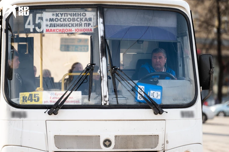 Расписание автобуса 121 молодежная лесные. 121 Автобус СПБ. 121 Автобус СПБ маршрут. Отмена маршруток в СПБ. Как выглядит автобус 121.