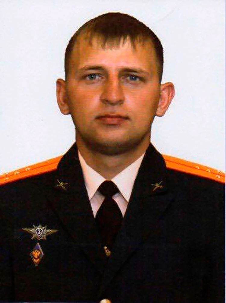 Капитан Максим СУЧКОВ