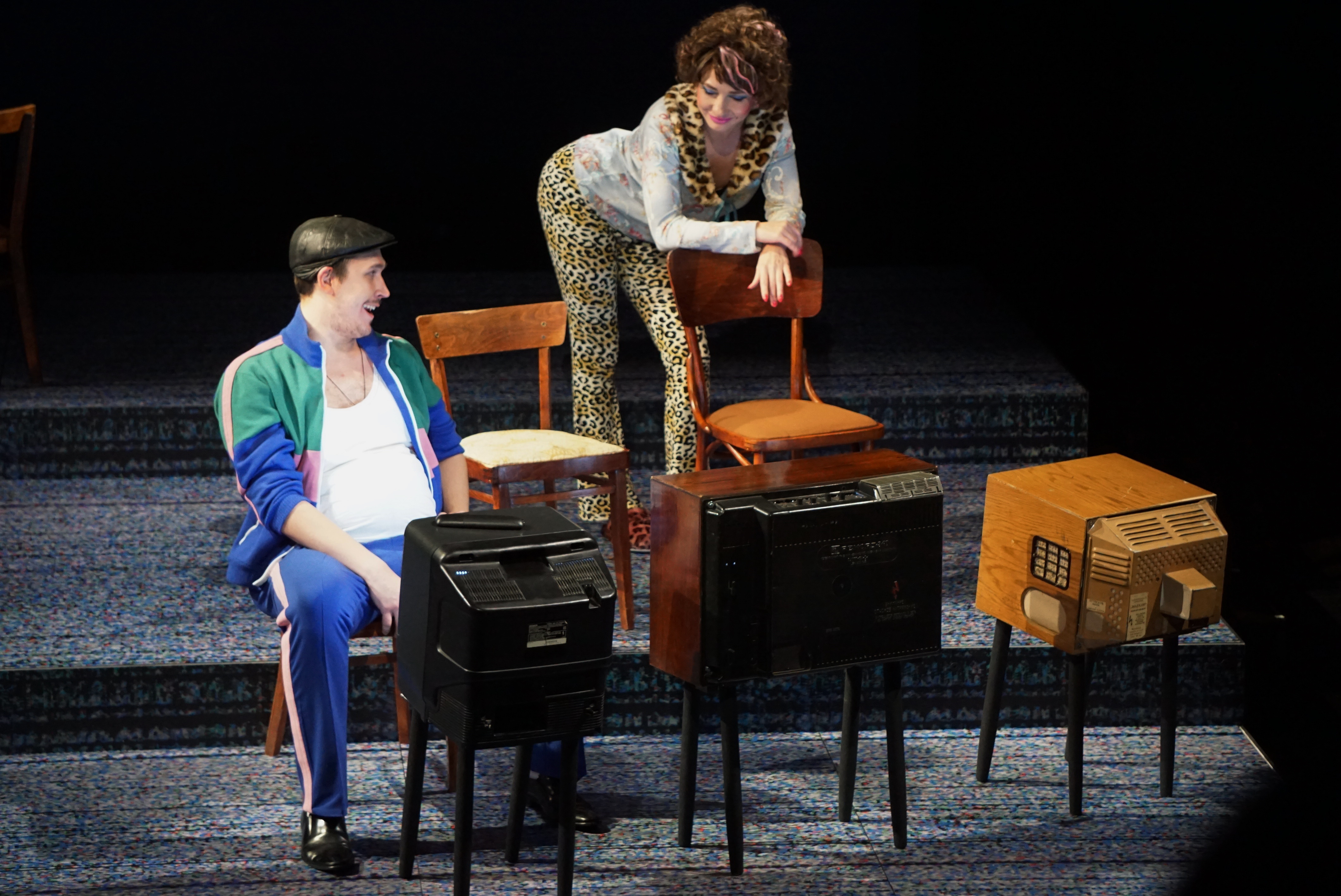 мещане камерный театр. горький мещане бдт. спектакль мещане в ленсовета актеры. мещане спектакль театр на васильевском актеры. мещане камерный театр.