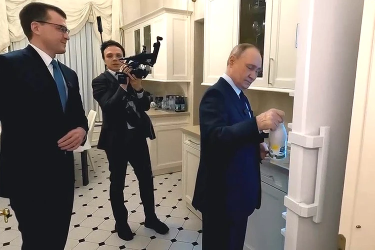 Купить кефир "как у Путина" еще в субботу можно было практически в любом супермаркете. Но к полудню понедельника его смели.