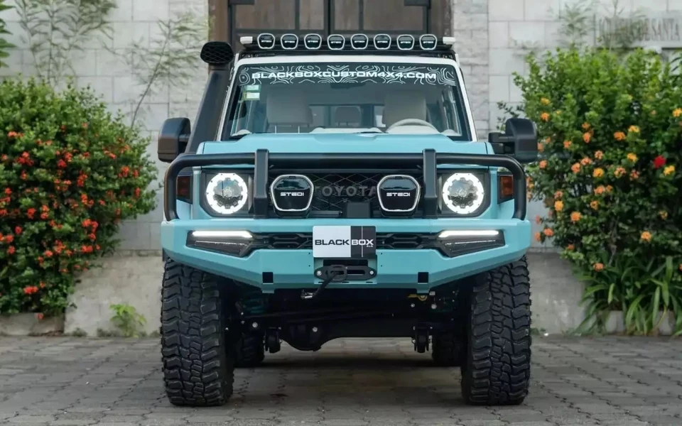 Фото: Black Box Custom 4×4 / blackboxcustom4x4.com