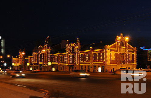 Краеведческий музей впечатляет и в темное время суток