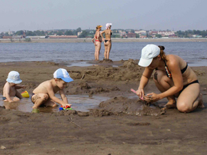 Пляж в Сарапуле.