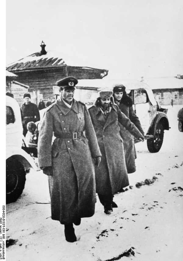 Паулюс после подписания капитуляции 31 января 1943 года.
